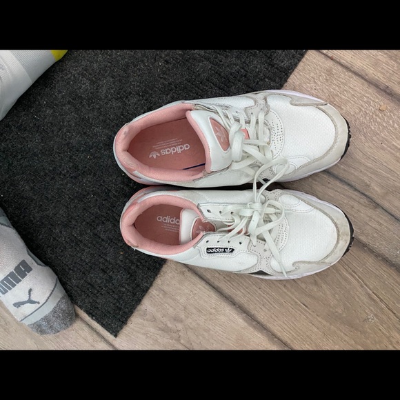 Adidas sneakers - Picture 4 of 4